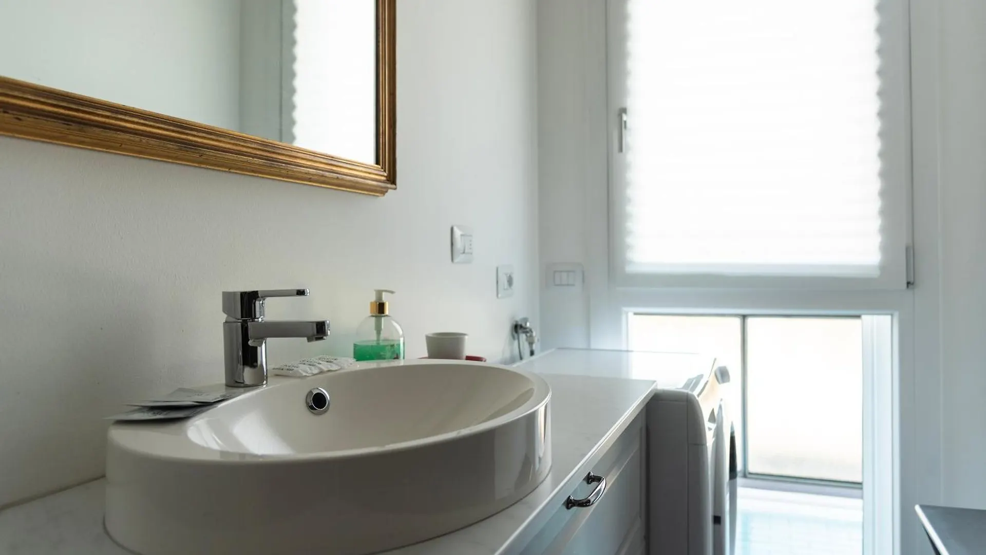 Apartment Youhosty - Soderini 25 Milan